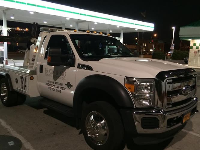 Hook & Go Towing service tow truck