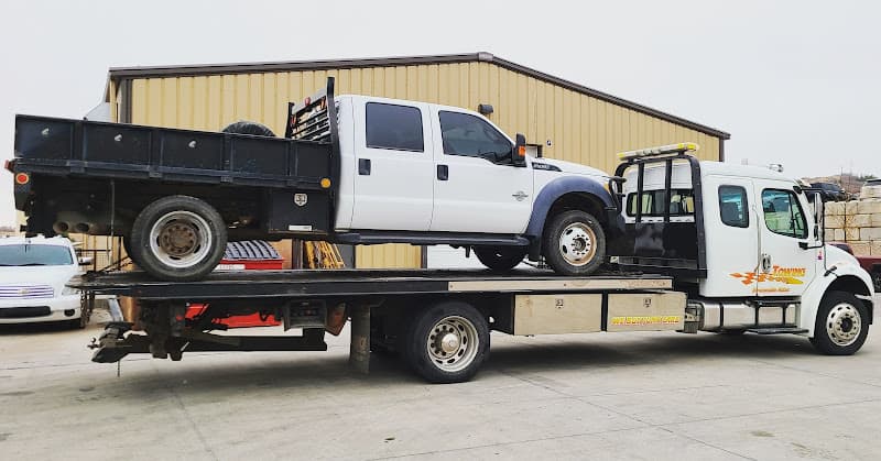 Saucedo's Towing LLC tow truck
