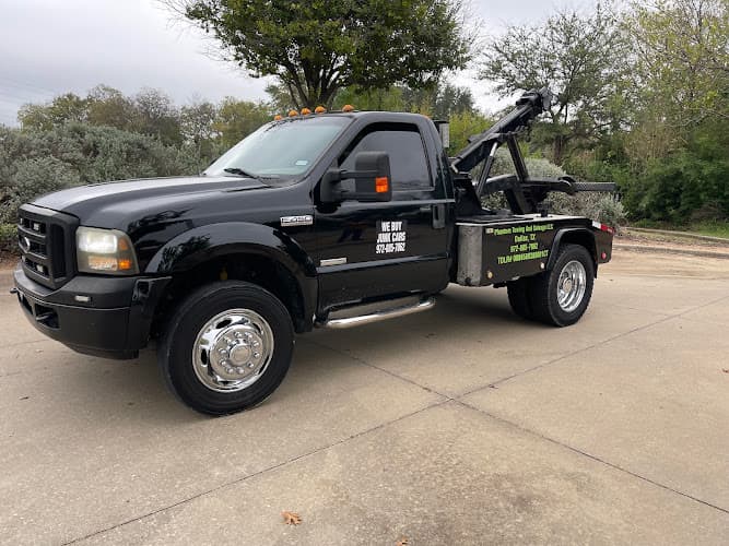 Phantom Towing And Salvage LLC tow truck