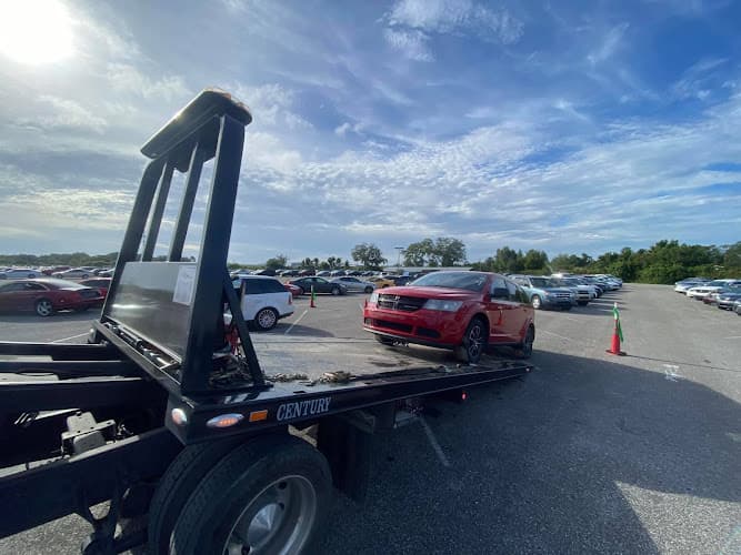 352 Towing LLC tow truck