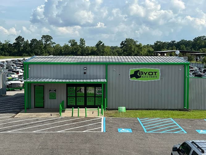BYOT Auto Parts in Baton Rouge LA tow truck