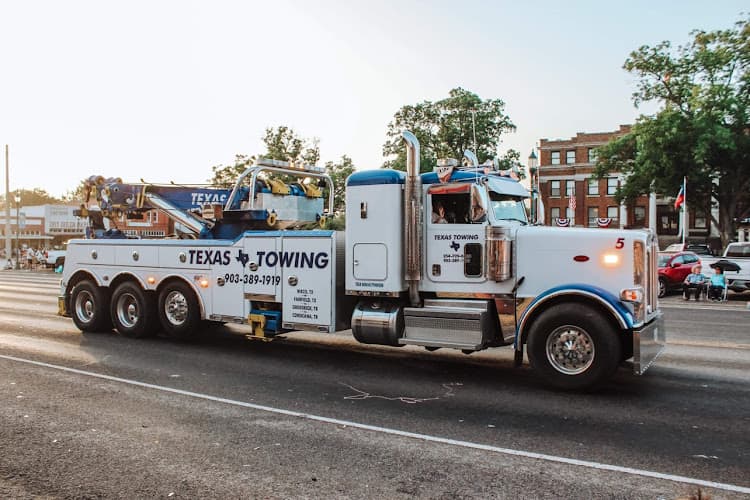 Texas Towing tow truck