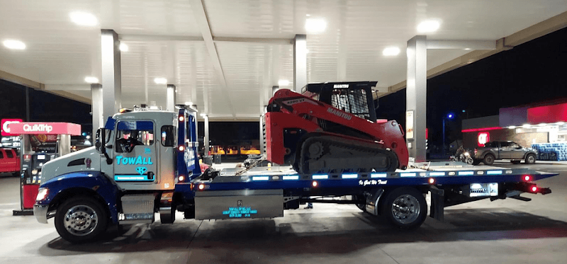 Towall 24/7 Reliable Towing & Recovery- Wichita tow truck