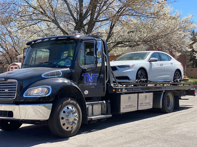 Tnt Towing Inc tow truck