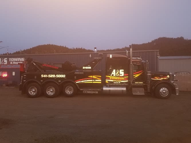 A&S Towing and Repair LLC tow truck