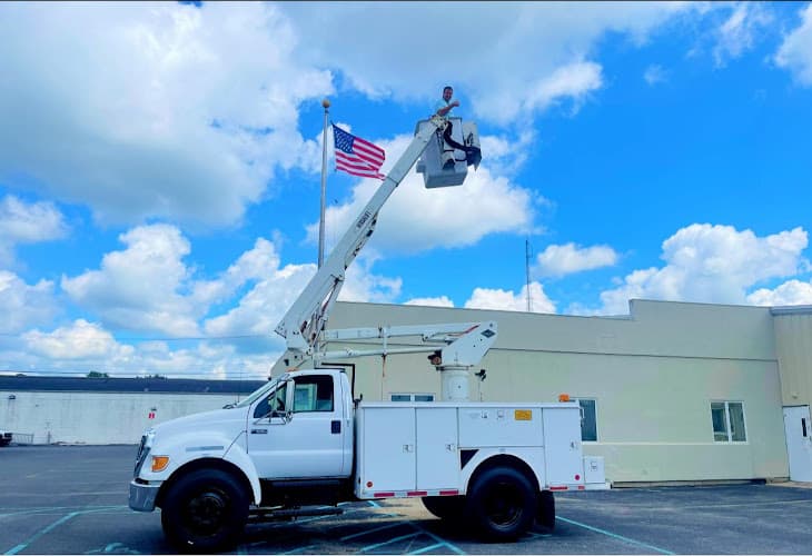 EZ Work Trucks tow truck