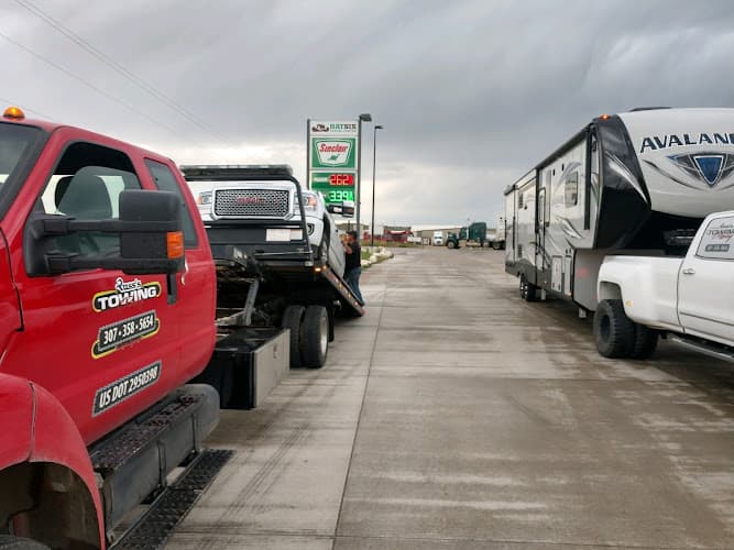 Russ's Towing and Recovery tow truck
