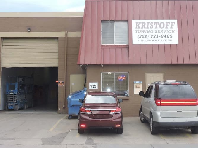 Kristoff Towing Service tow truck