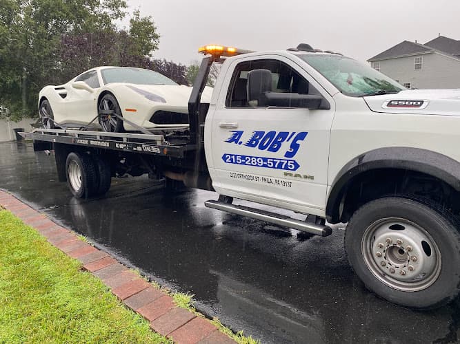 A Bob's Towing tow truck