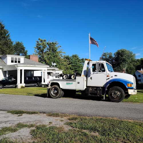 Rings Towing LLC tow truck