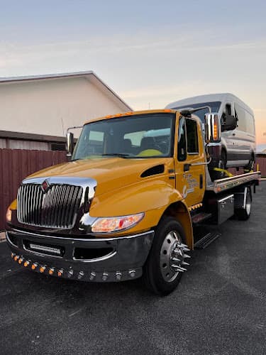 Flash Towing Services tow truck