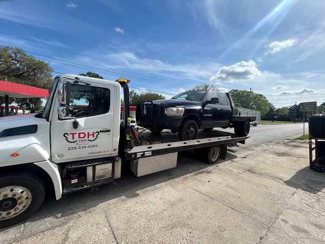 TDH Towing & Recovery LLC tow truck