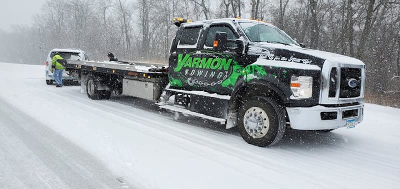 Yarmon Towing tow truck