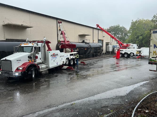 Sisbarro Towing tow truck