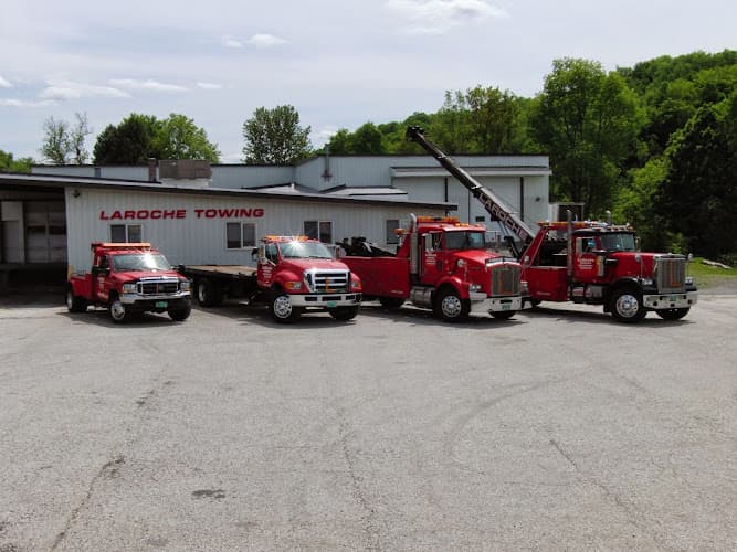 LaRoche Towing & Recovery tow truck