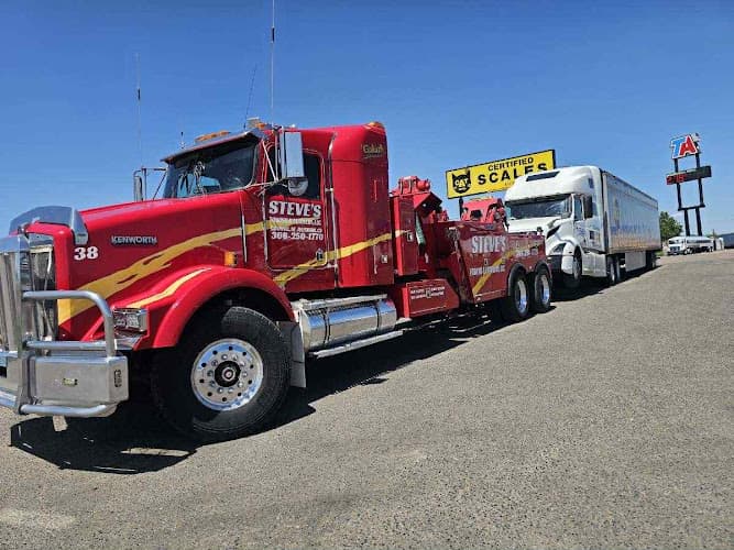 Steve's Towing & Repair tow truck