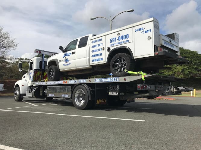 Loyalty Towing Service Inc. tow truck