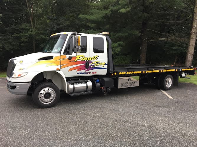 Finast Towing tow truck