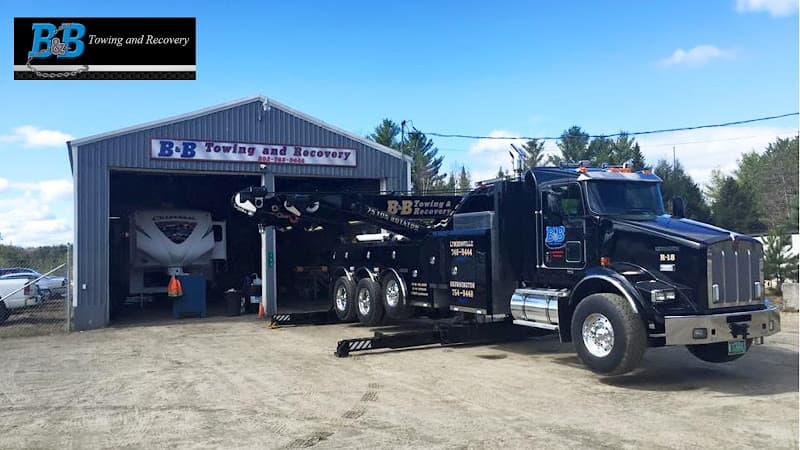 B&B Towing and Recovery / Truck Repair and Tire Center tow truck