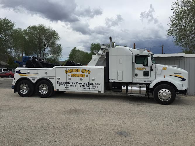Carson City Towing tow truck