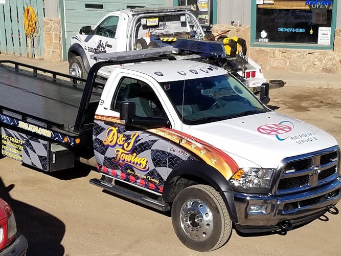 D&J Towing tow truck