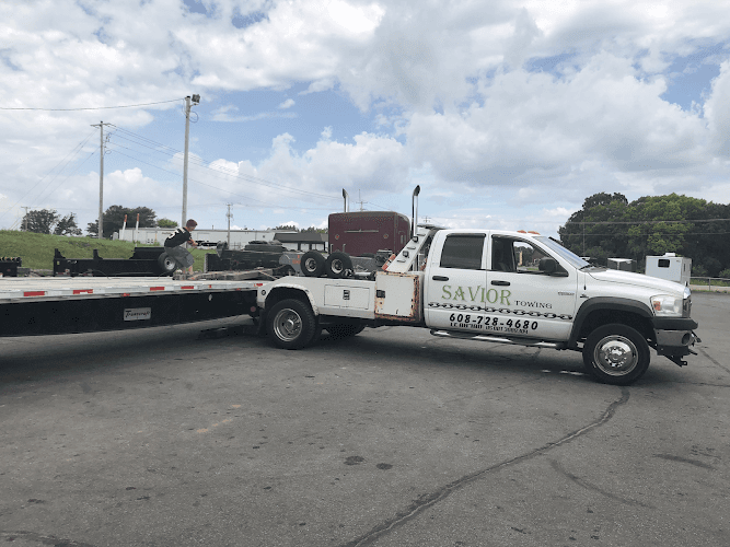 Savior Towing and Auto Salvage LLC tow truck