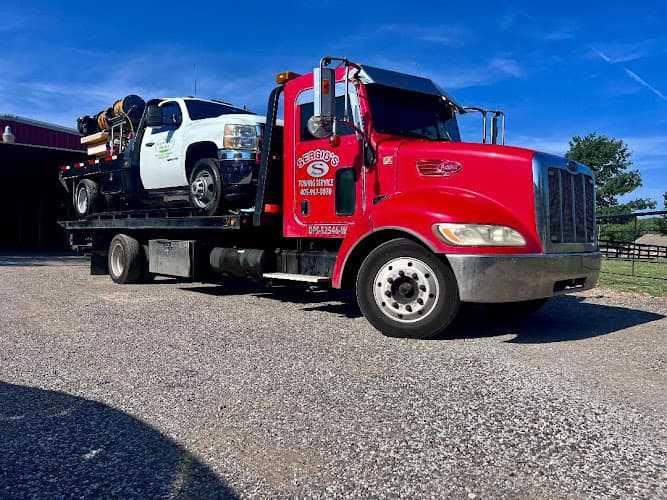 Sergios Towing Service tow truck